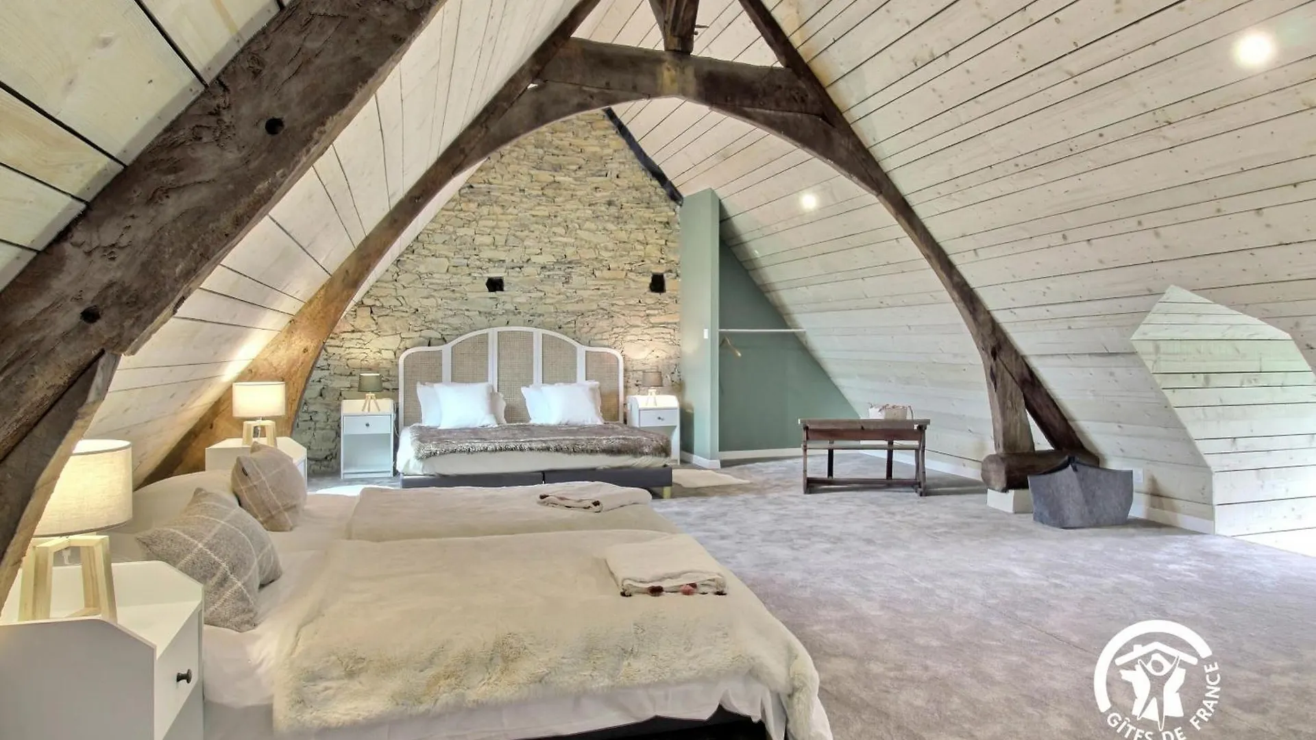 Guest house Les Metairies D Arthur Treal France