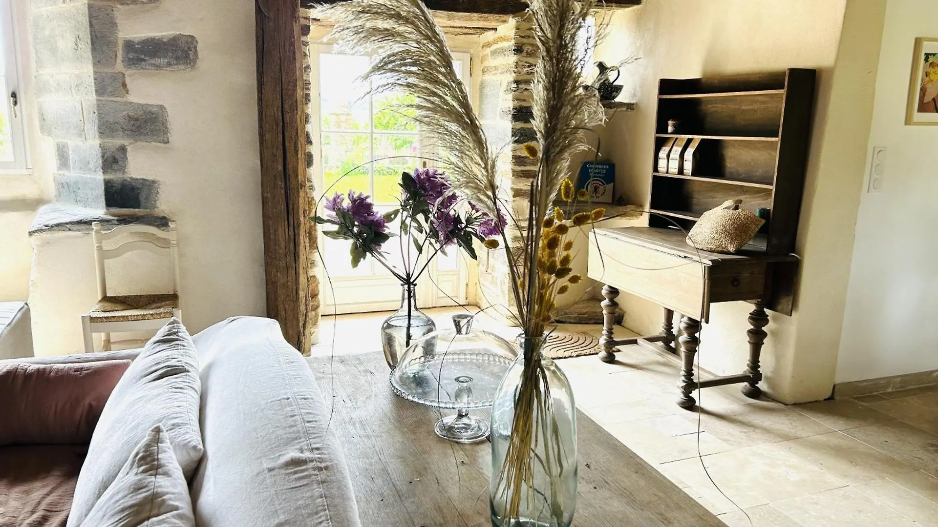Guest house Les Metairies D Arthur Treal France