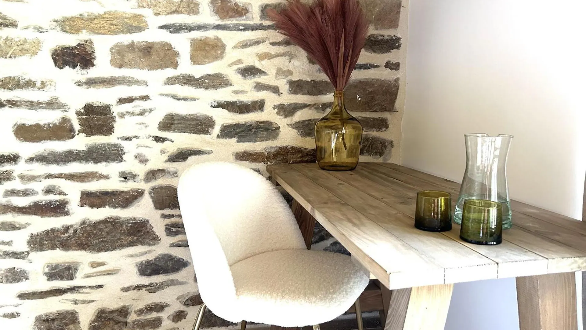 Guest house Les Metairies D Arthur Treal