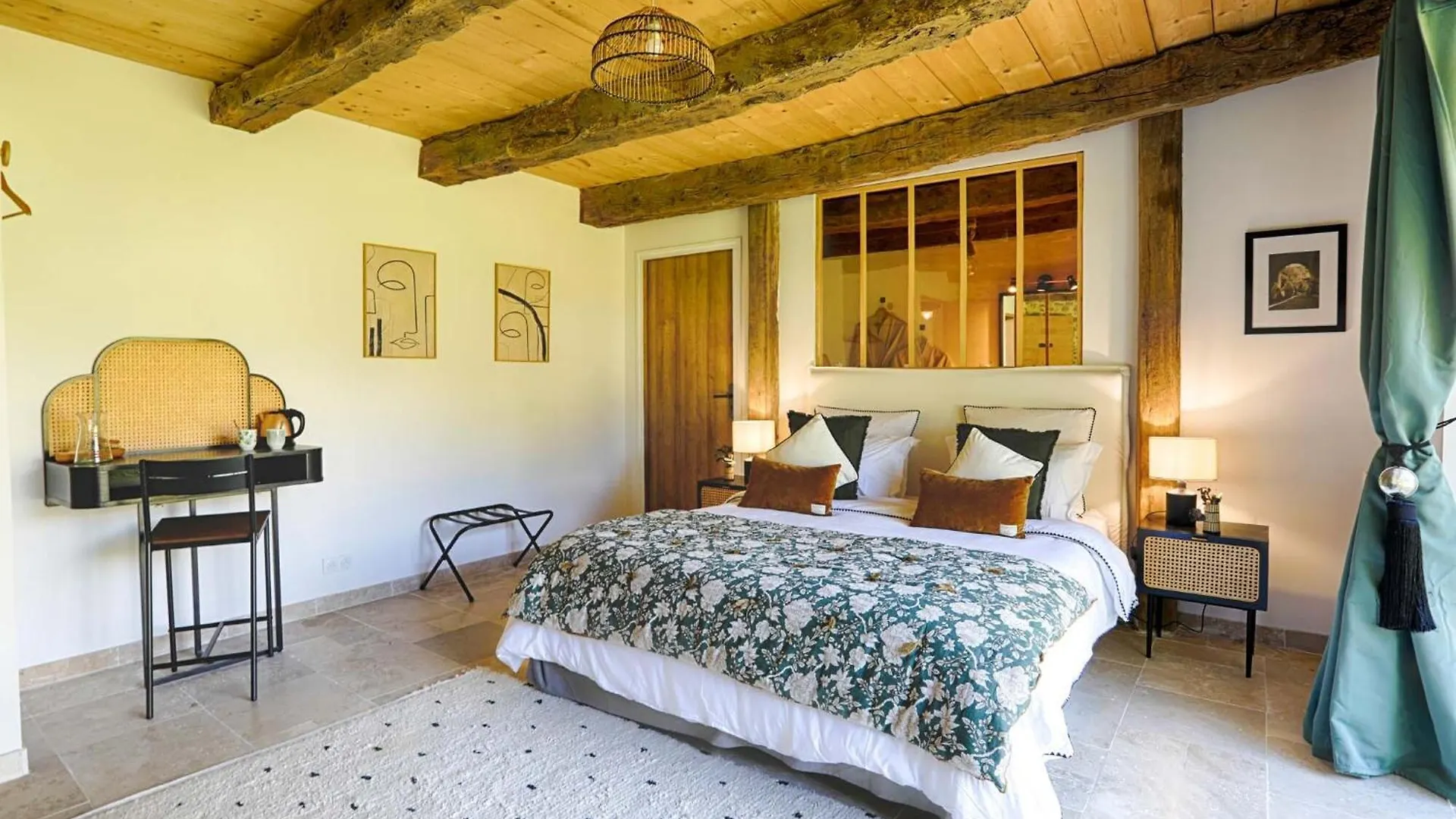 Les Metairies D Arthur Treal Guest house
